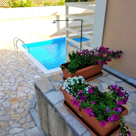 Magnolia Villa Ratzaklion